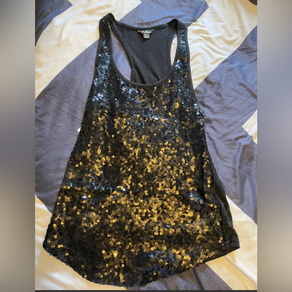 Guess XS top